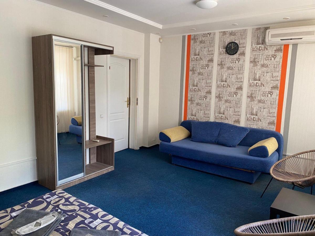 Uneed Rooms Podil Киев Екстериор снимка
